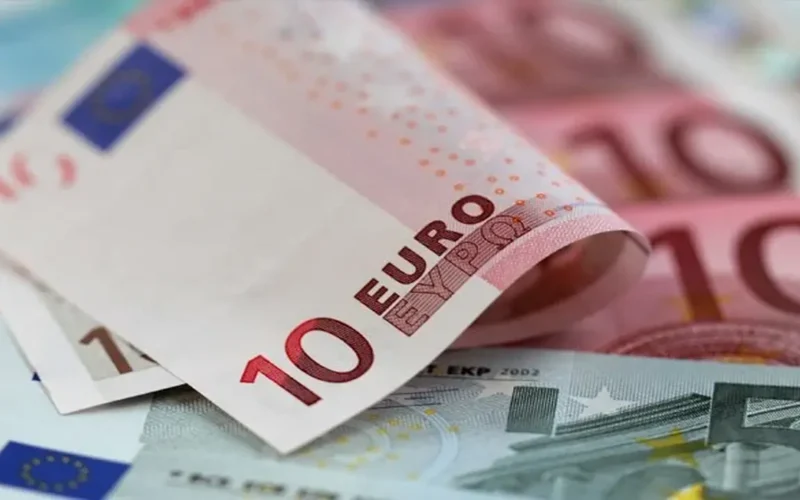 سعر اليورو مقابل الجنيه المصري يتراجع بنسبة ملحوظة السبت 6 ديسمبر 2025